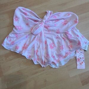 Medium pink shirt with flowers, summer cute
